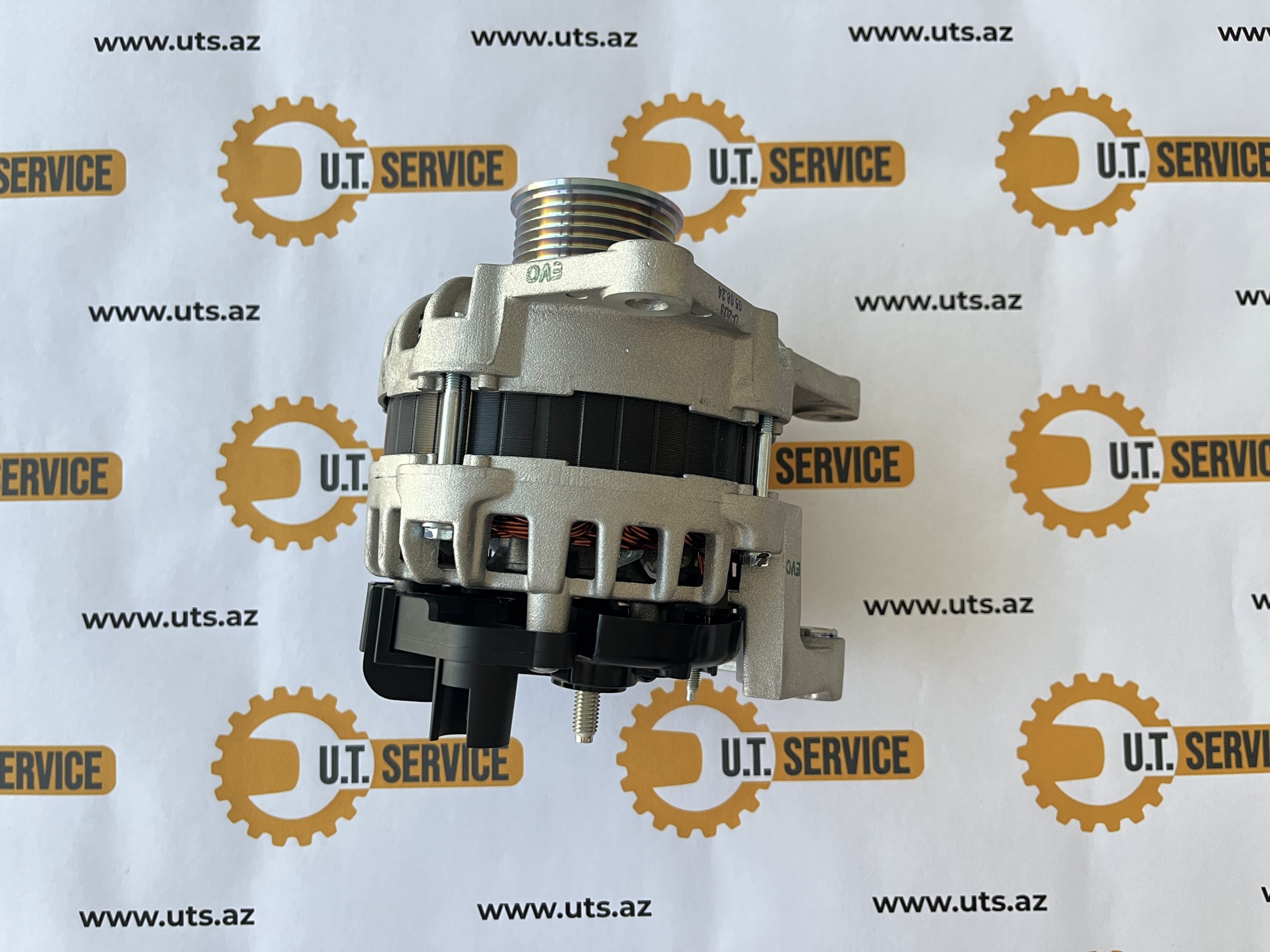 320/08915 Alternator
